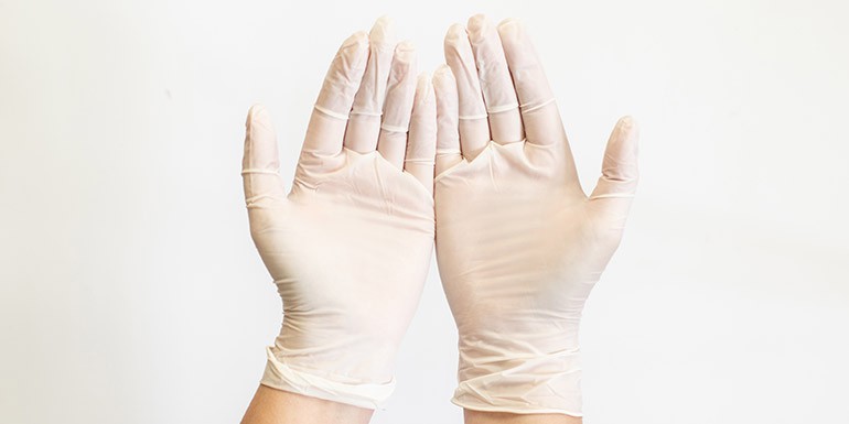 Zużyte rękawiczki i maseczki jednorazowe: gdzie je wyrzucać ? 